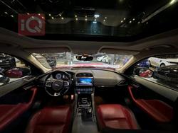 جاكوار إف-بيس